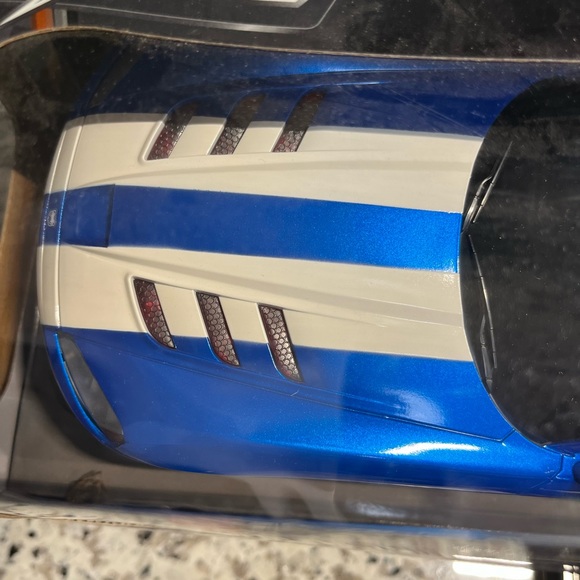 Dodge Viper Remote control SRT-10 blue- white car - Picture 8 of 14